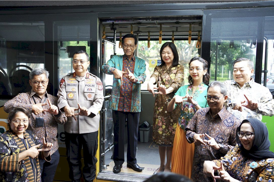 Sinergi Budaya dan Teknologi: PT AMI Terapkan QRIS Tap di Trans Jogja